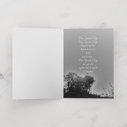 結婚式の日のカードアートとデザイン 箔グリーティングカード (内側レイダウン)