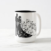 結婚式の日のシルエットパーソナライズされたマグカップ ツートーンマグカップ (正面右)