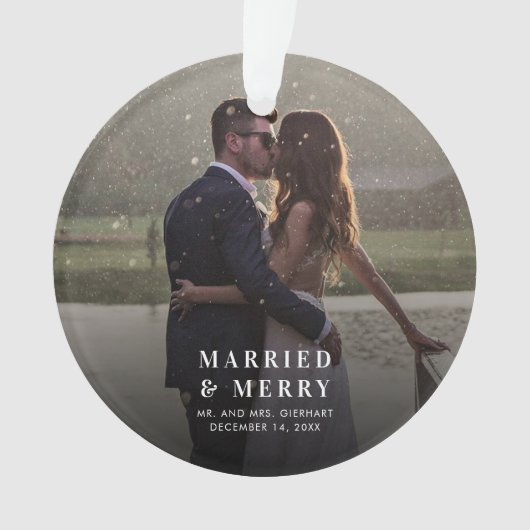 結婚式の日の写真結婚したとニューメリーリュウズ オーナメント (正面)