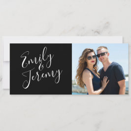 結婚式の日程を知らせる写真カード セーブザデート