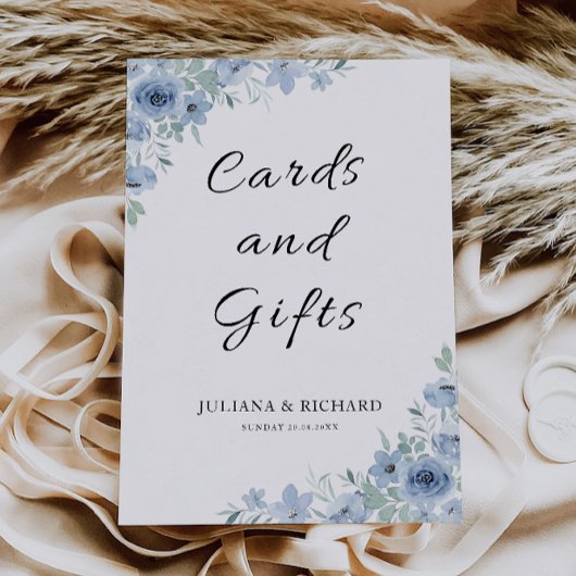 結婚式の青いカードとギフトの看板 招待状