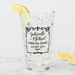 結婚式は結び目の華美なヴィンテージフレームの名前を結びました タンブラーグラス