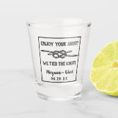 結婚式は結び目ロープのカスタムのカップルの名前を結びました ショットグラス (正面)