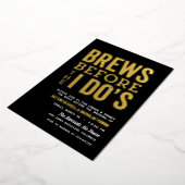 結婚式前のビール好きのためのリハーサルディナーの黒いデザイン 箔招待状 (回転した状態)