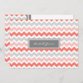 結婚式招待状ズグレーコーラルシェブロン 招待状 (正面/裏面)