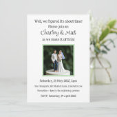 結婚式招待状新郎新婦ケーキトッパー予測できな 招待状 (スタンド正面)