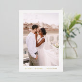 結婚式 Save the Date フォト ミニマリスト ゴールド 箔招待状 (立ち正面)