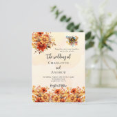 結婚燃えたオレンジの秋花模様 インビテーションポストカード (スタンド正面)