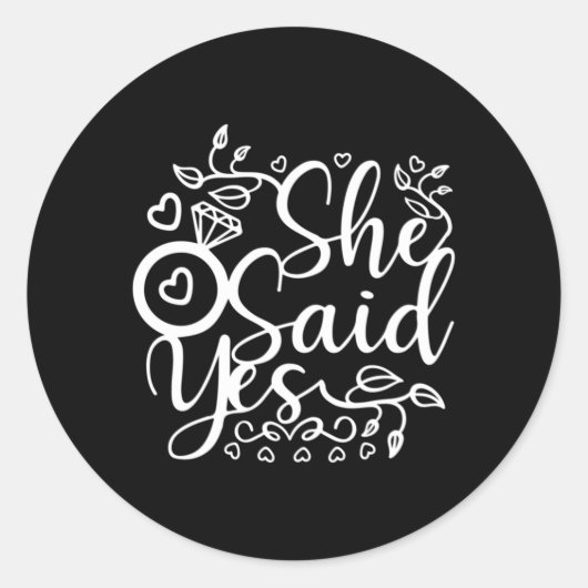 結婚祝い 彼女がイエスと言う ラウンドシール (正面)