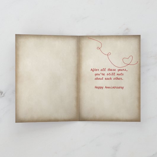 結婚記念日にピーナッツをハグする カード (内部)