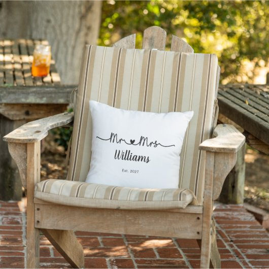 結婚記念日のギフト枕 Mr & Mrs アウトドアクッション (椅子)