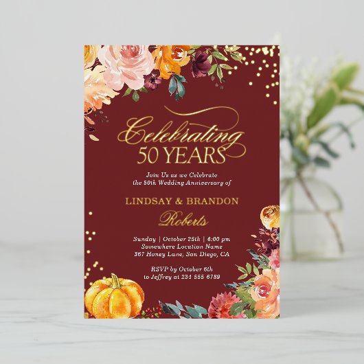 結婚記念日写真 秋のワインレッド ゴールド 箔招待状 (立ち正面)