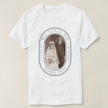 結婚50周年記念のオリジナルフォトTシャツ「We Still Do」
