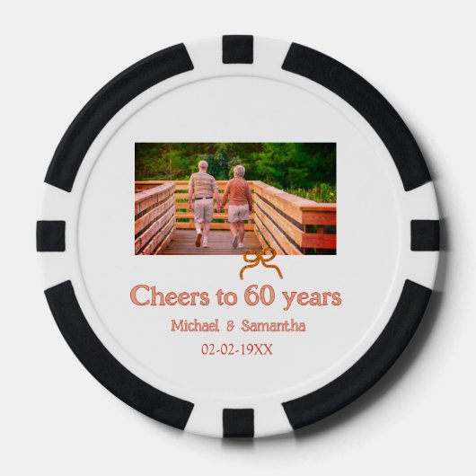結婚60周年記念の赤いリボンまたはボウ ポーカーチップ (正面)