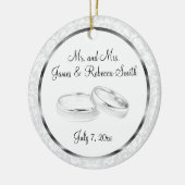 結婚/記念日の記念 |ホワイトとシルバー セラミックオーナメント (左)