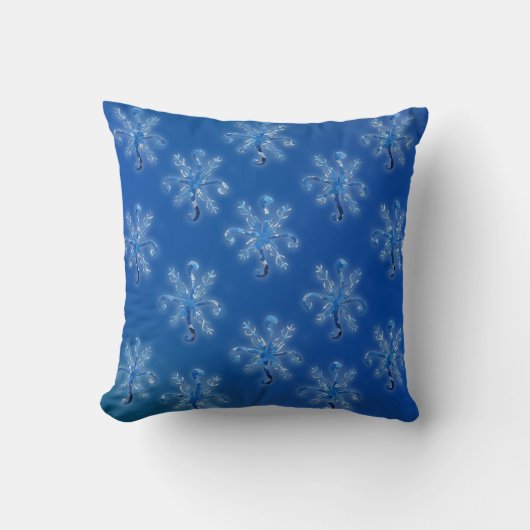 結晶の雪 クッション (正面)