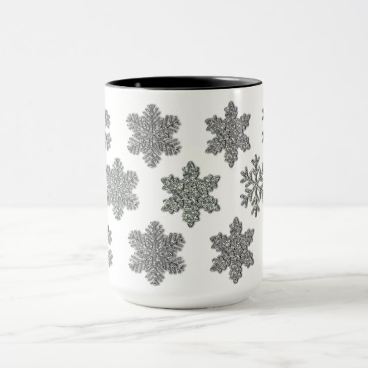 結晶凍ってい銀霜の降りた雪片 マグカップ (中央)