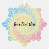 絞り染めパーソナライズされたヒッピー旋回クリスマス オーナメントカード (裏面)