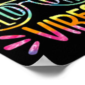 絞り染めフィールドの日のバイブスクールフィールドの最終日D ポスター (角)