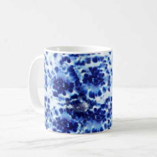 絞り絞り海軍ブルーマパターン(の模様が)あるグ コーヒーマグカップ (正面左)