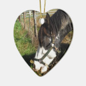 絵を描ウマ食べス女王アンレース花 セラミックオーナメント (左)