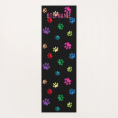 絵を描カラフルPaw印刷ナマステと名前ブラック ヨガマット (裏面)