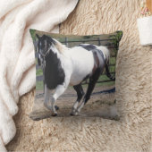 絵を描馬 クッション (ブランケット)