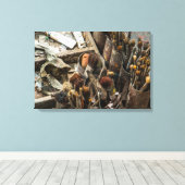 絵師絵を描筆と古木箱 キャンバスプリント (インサイチュ (ウッドフロア))