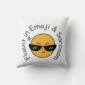 「絵文字に堪能で皮肉を込めたおもしろい」 クッション (裏面)