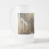 絵画的なセントピーターのカトリック教会 フロストグラスビールジョッキ (正面左)