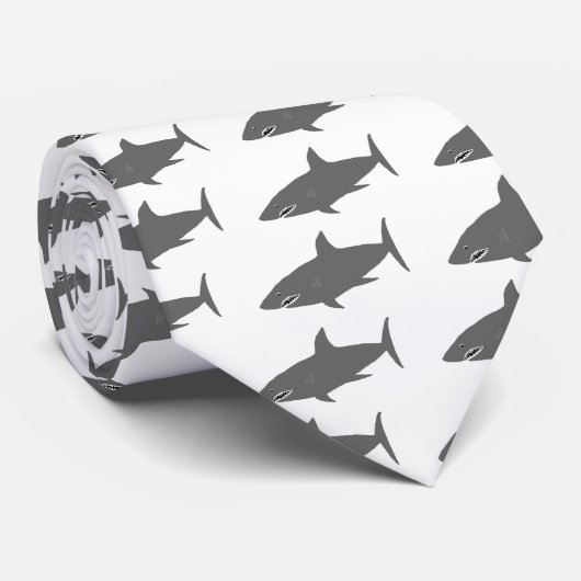 絶えず動いた鮫のタイ ネクタイ (ロール)