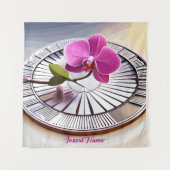 絶妙なピンクオーキッドレストオンシルバープレート タペストリー (正面)