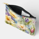 絶妙な洗練された春の花。絵画の アクセサリーポーチ (見開き)