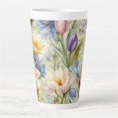 絶妙な洗練された春の花。絵画の カフェラテマグ (正面)