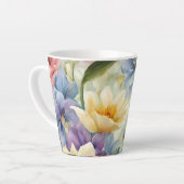 絶妙な洗練された春の花。絵画の カフェラテマグ (左アングル)