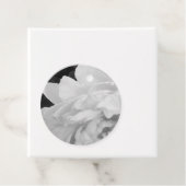 絶妙な牡丹の白黒 フェイバータグ (インサイチュ)