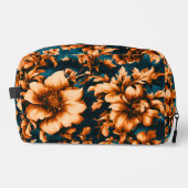 絶妙な豪華な黄金の花、青離れの上の ドップキット (正面)