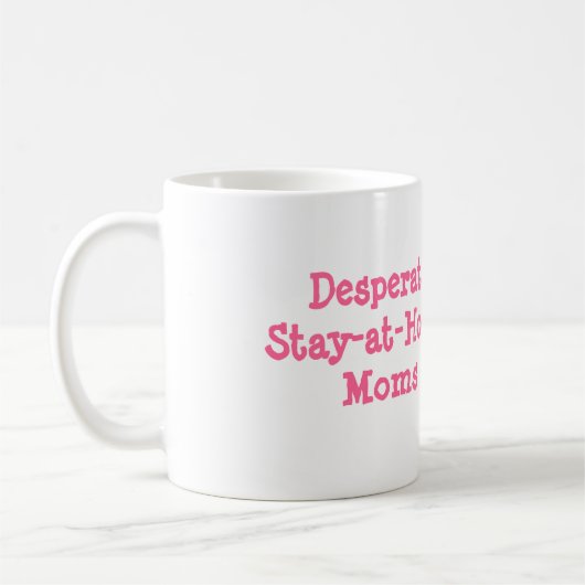 絶望的な出無精のお母さんのマグ コーヒーマグカップ (左)