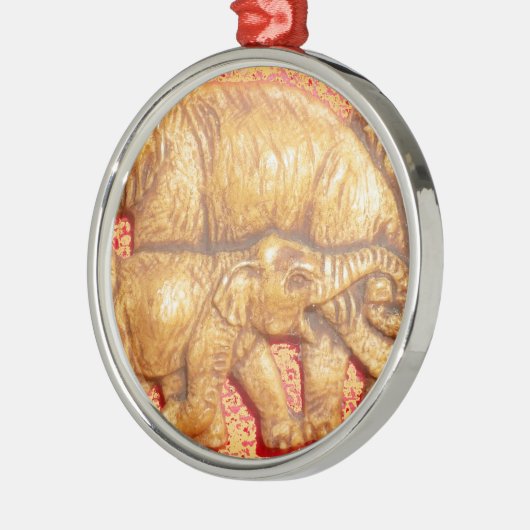 絶滅の危機に瀕しているアフリカゾウ メタルオーナメント (左)