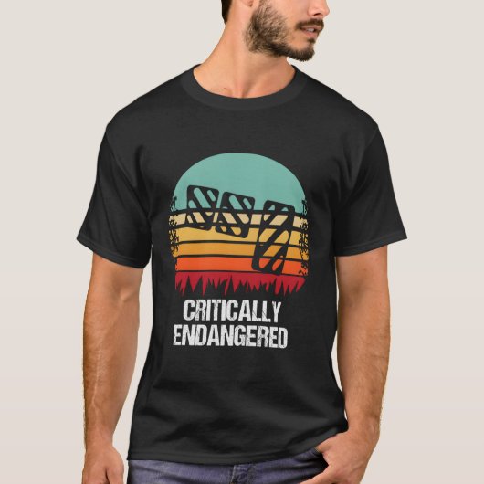 絶滅危惧種Uals 3ペダル Tシャツ (正面)