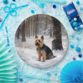 絹のようなテリアが雪のクリスマスを許した ペーパープレート (パーティー)