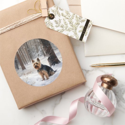 絹のようなテリアが雪のクリスマスを許した ラウンドシール (ギフト)