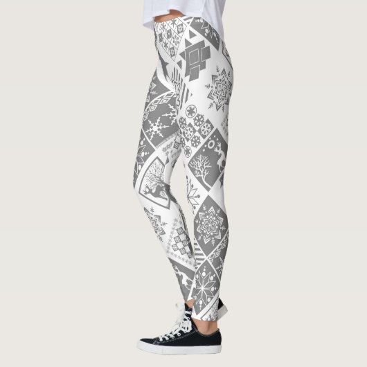 継ぎ目のないクリスマス要素の幾何学的スノーフレーク レギンス (左)