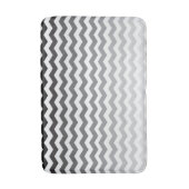 継ぎ目のないグラデーションの山形パターン – 白と灰色 バスマット (正面縦)