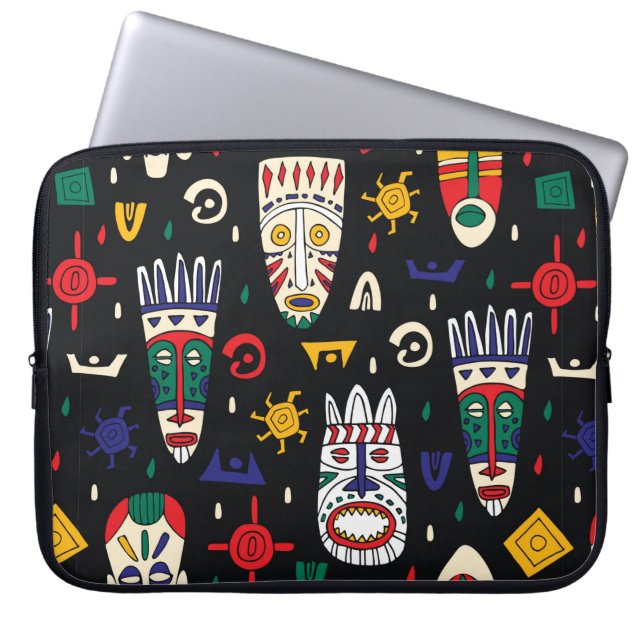 継ぎ目のないパターンのアフリカの部族のマスク ラップトップスリーブ (正面)