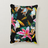 継ぎ目のない花柄。白とピンクのユリ  アクセントクッション (裏面(縦))