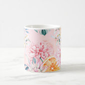 継ぎ目の無い菊、橙、花の模様 コーヒーマグカップ (中央)