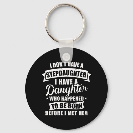 継父生まれ娘が継娘に会う キーホルダー (正面)