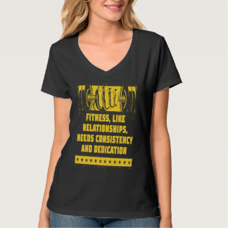 継続と献身が必要 フィットネスモチベーション Tシャツ