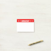 "緊急な"優先順位のポスト・イット ポストイット (デスク上)